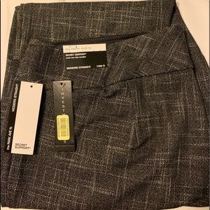 Pants, dress, black and white 14w very nice!